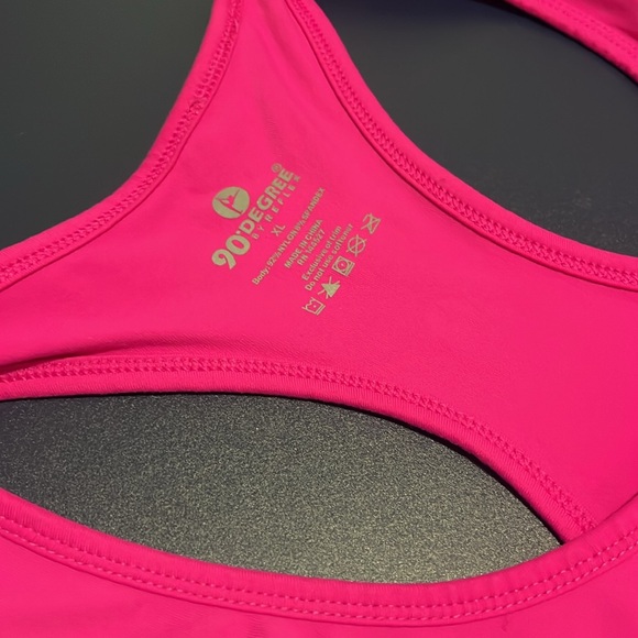 90 DEGREE | Reflex Razorback Tank - Picture 2 of 4